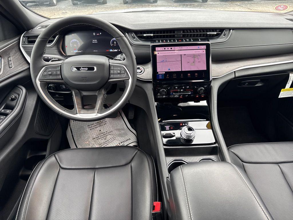 new 2025 Jeep Grand Cherokee L car, priced at $45,985