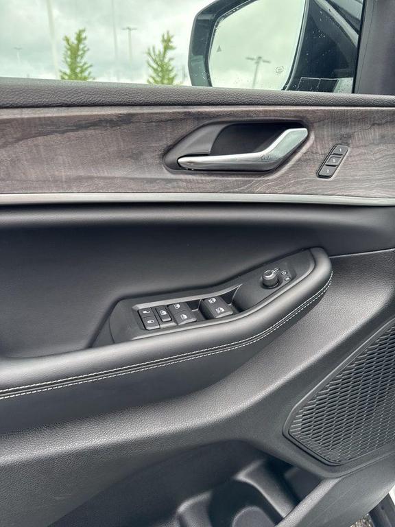 new 2025 Jeep Grand Cherokee L car, priced at $45,985