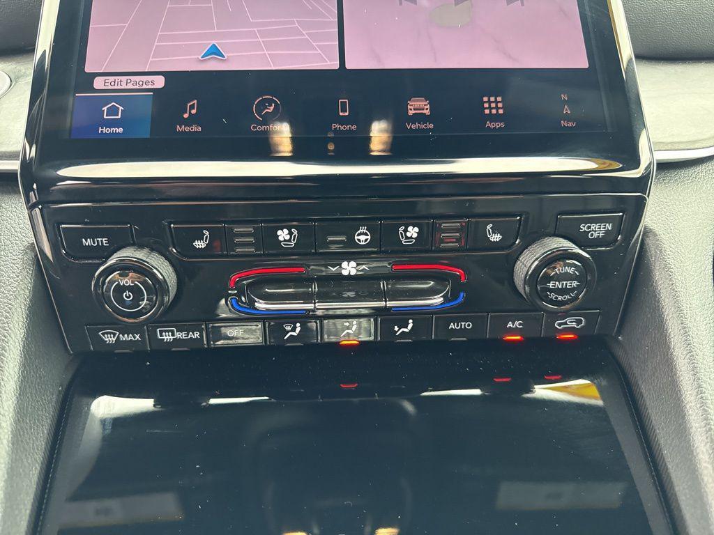 new 2025 Jeep Grand Cherokee L car, priced at $45,985