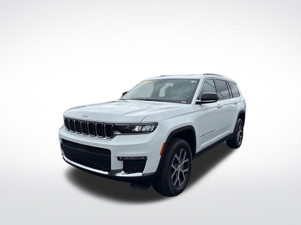 new 2025 Jeep Grand Cherokee L car, priced at $45,985