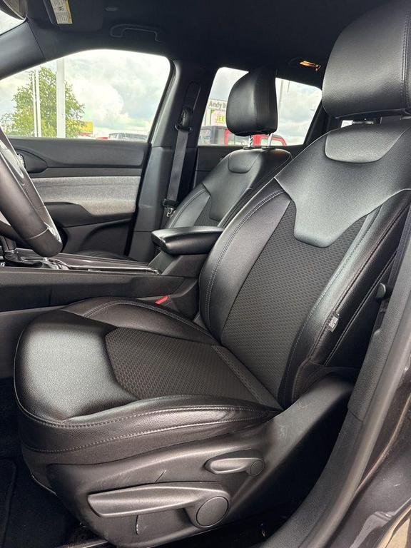 used 2024 Jeep Compass car, priced at $21,288