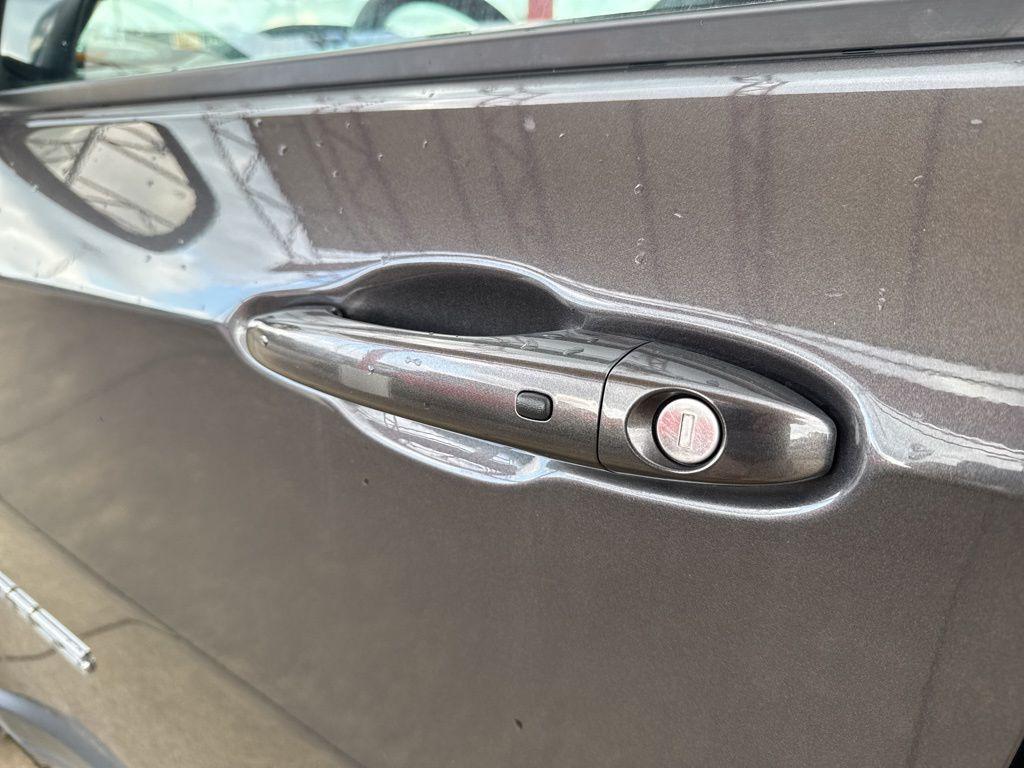 used 2024 Jeep Compass car, priced at $21,288