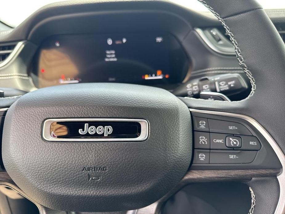 new 2024 Jeep Grand Cherokee car, priced at $48,883