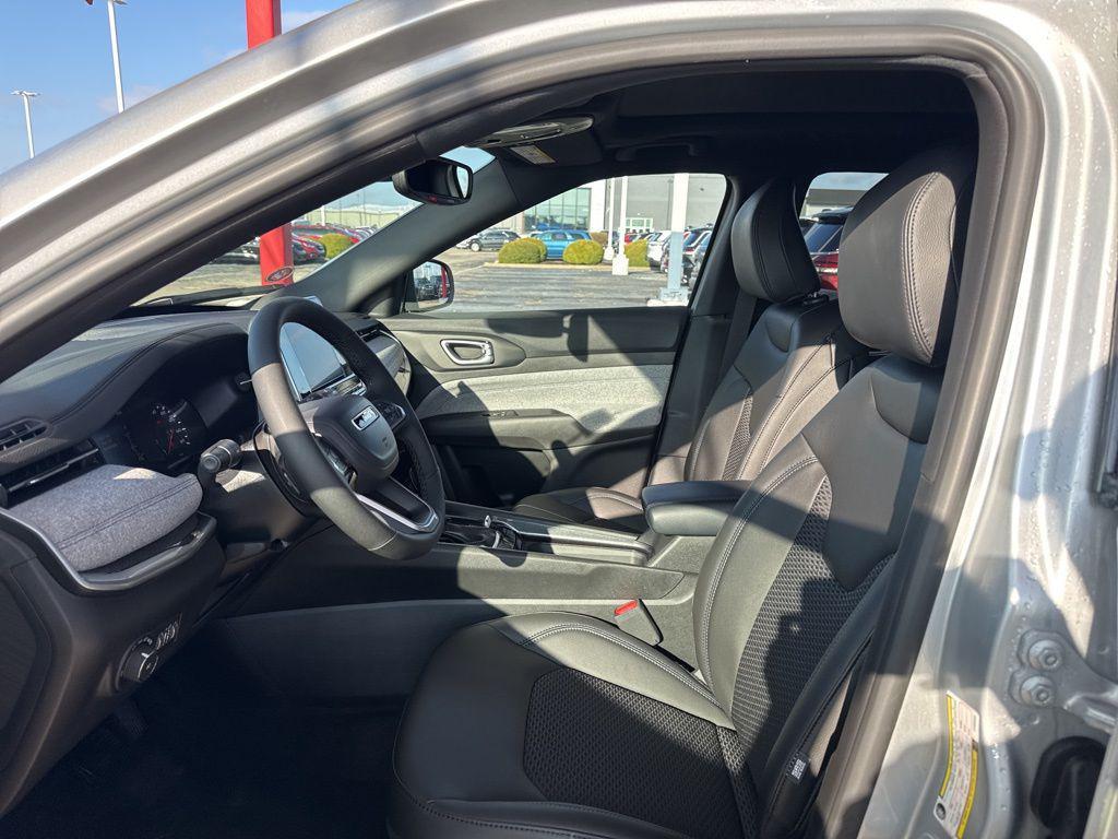 new 2025 Jeep Compass car, priced at $32,741
