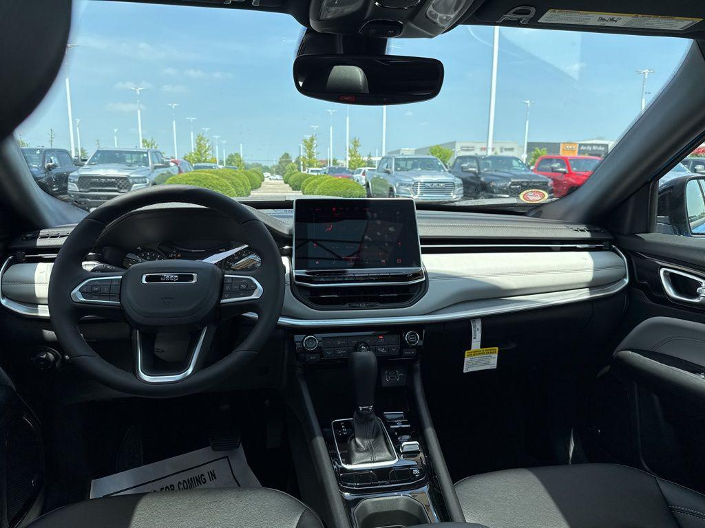 new 2025 Jeep Compass car, priced at $34,555