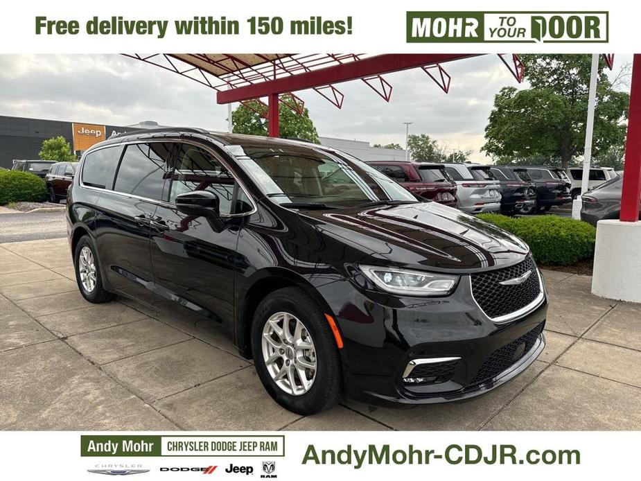 used 2022 Chrysler Pacifica car, priced at $27,042
