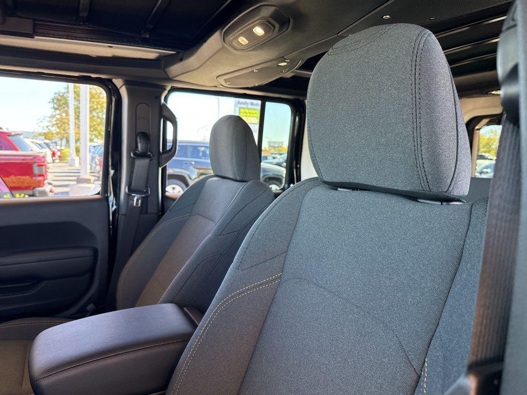 new 2026 Jeep Wrangler car, priced at $51,857