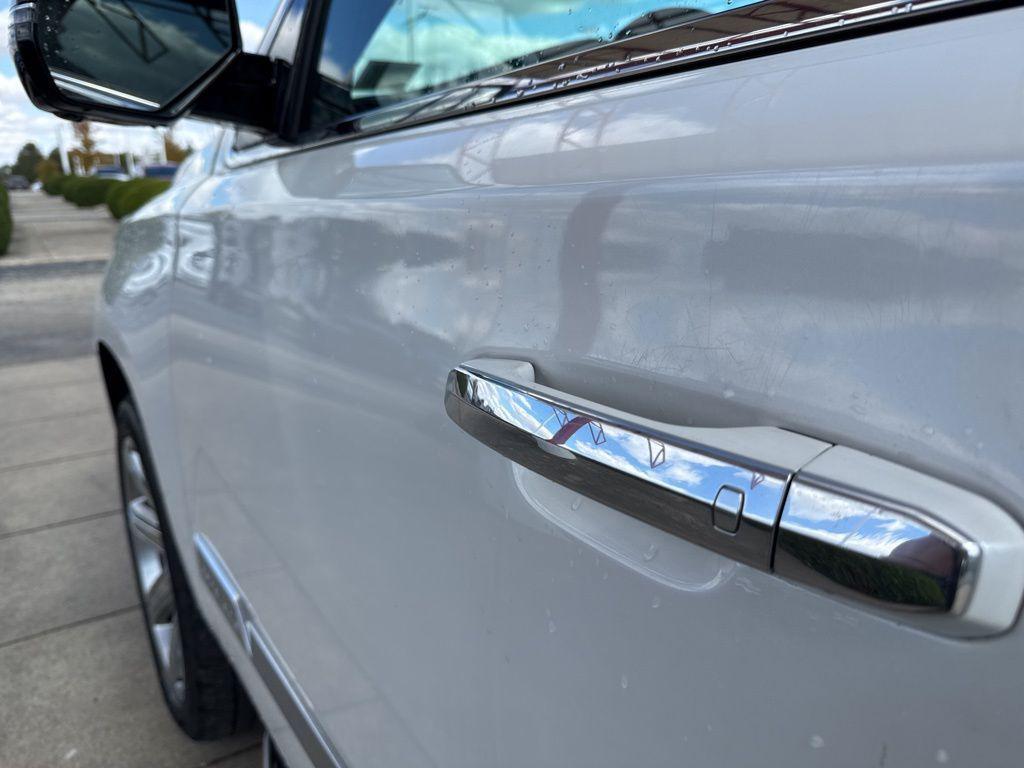 used 2019 Cadillac Escalade car, priced at $36,905