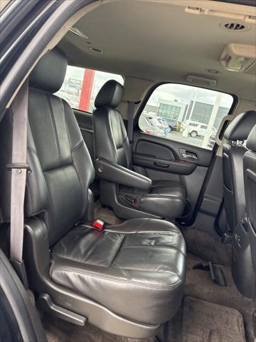 used 2011 GMC Yukon car, priced at $5,900