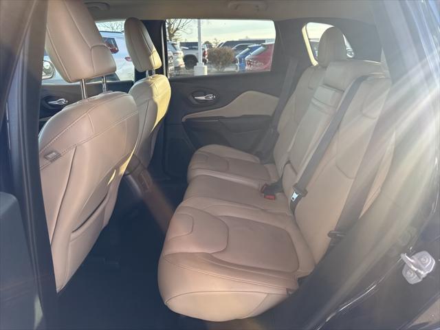 used 2015 Jeep Cherokee car, priced at $12,900