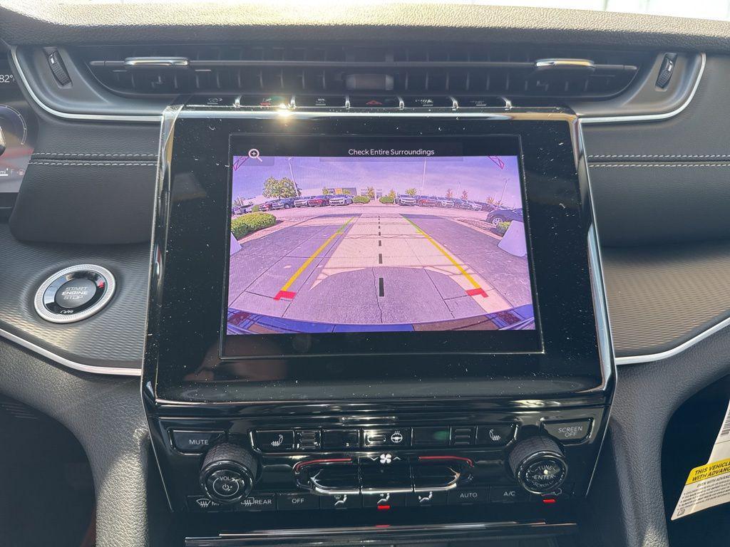 new 2025 Jeep Grand Cherokee car, priced at $41,344