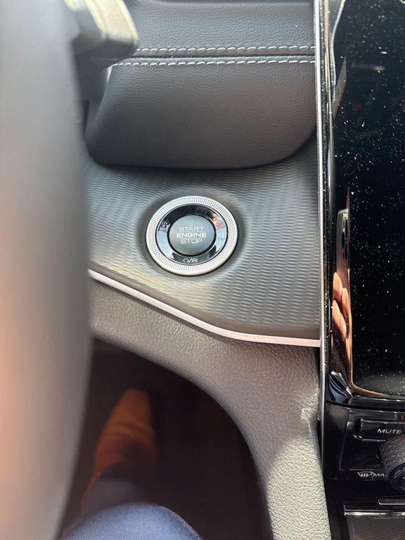 new 2025 Jeep Grand Cherokee car, priced at $41,344