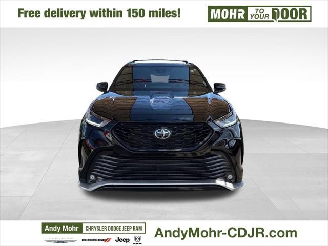 used 2023 Toyota Highlander car, priced at $40,500