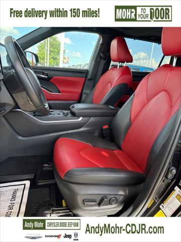 used 2023 Toyota Highlander car, priced at $40,500