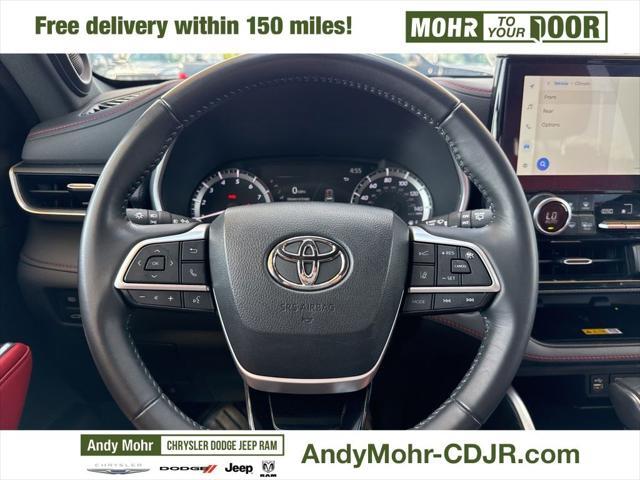 used 2023 Toyota Highlander car, priced at $40,500