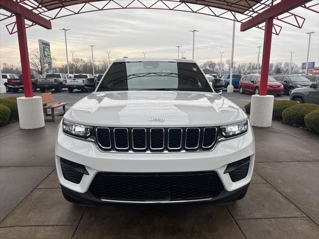 new 2025 Jeep Grand Cherokee car, priced at $33,188