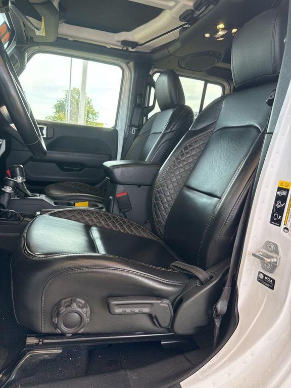 used 2022 Jeep Gladiator car, priced at $34,088