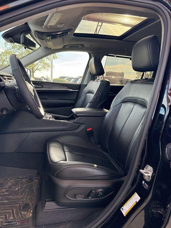 used 2023 Jeep Grand Cherokee L car, priced at $35,900