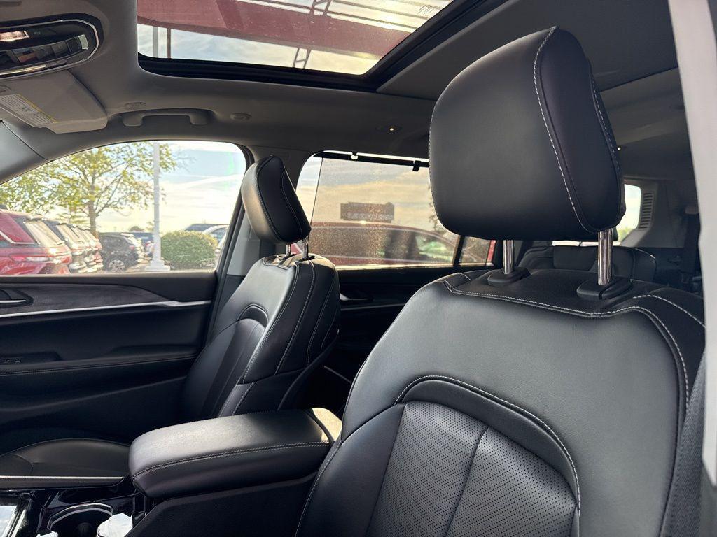 used 2023 Jeep Grand Cherokee L car, priced at $35,900