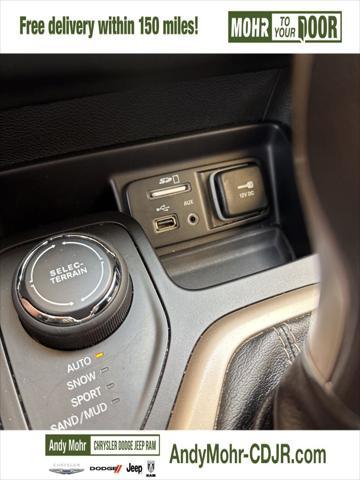 used 2015 Jeep Cherokee car, priced at $10,400