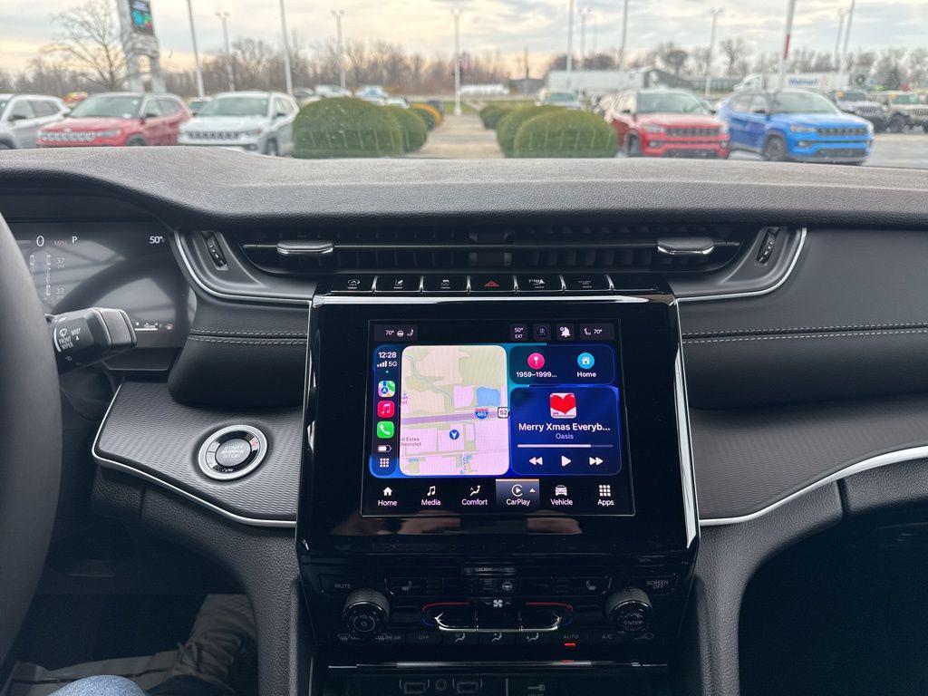 new 2025 Jeep Grand Cherokee car, priced at $46,120