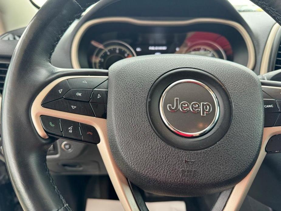 used 2018 Jeep Cherokee car, priced at $19,109