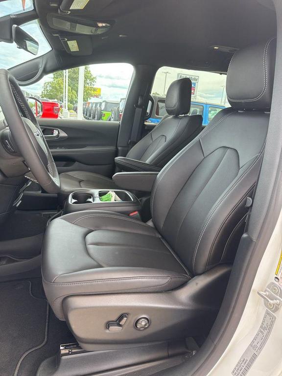 new 2026 Chrysler Voyager car, priced at $38,240