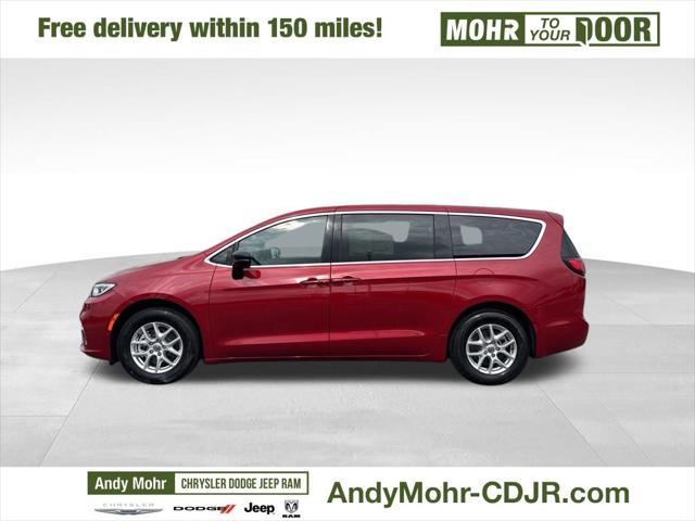 new 2025 Chrysler Pacifica car, priced at $44,622