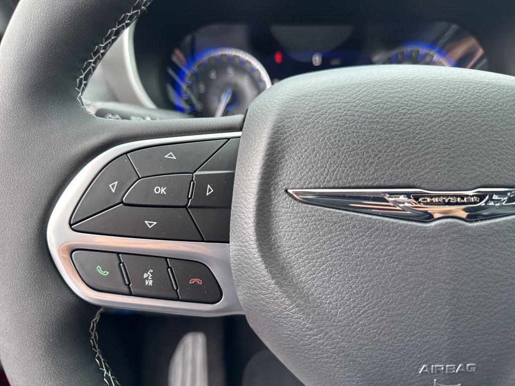 new 2025 Chrysler Pacifica car, priced at $41,815