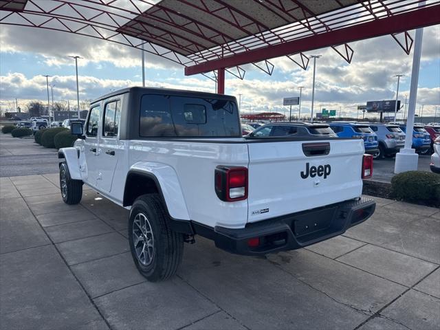 new 2025 Jeep Gladiator car, priced at $42,064