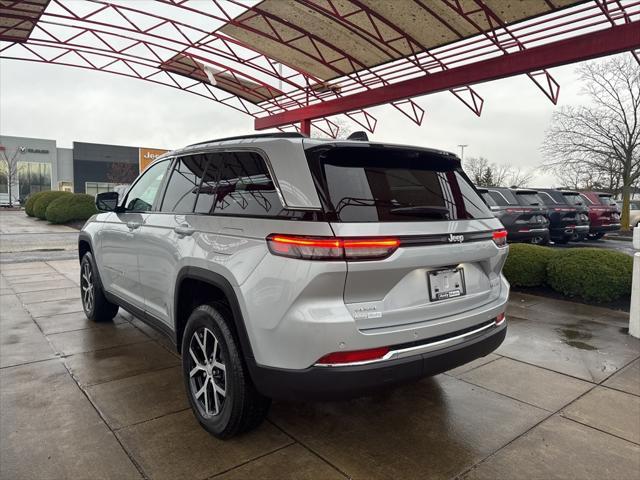 new 2025 Jeep Grand Cherokee car, priced at $46,278