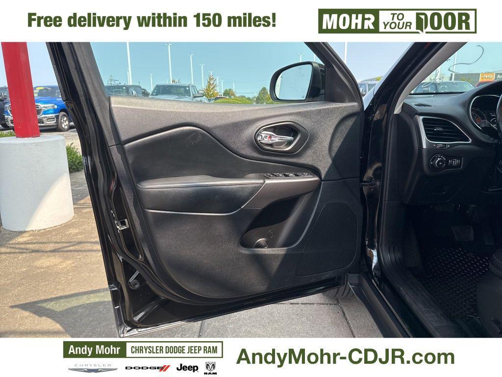 used 2020 Jeep Cherokee car, priced at $17,300