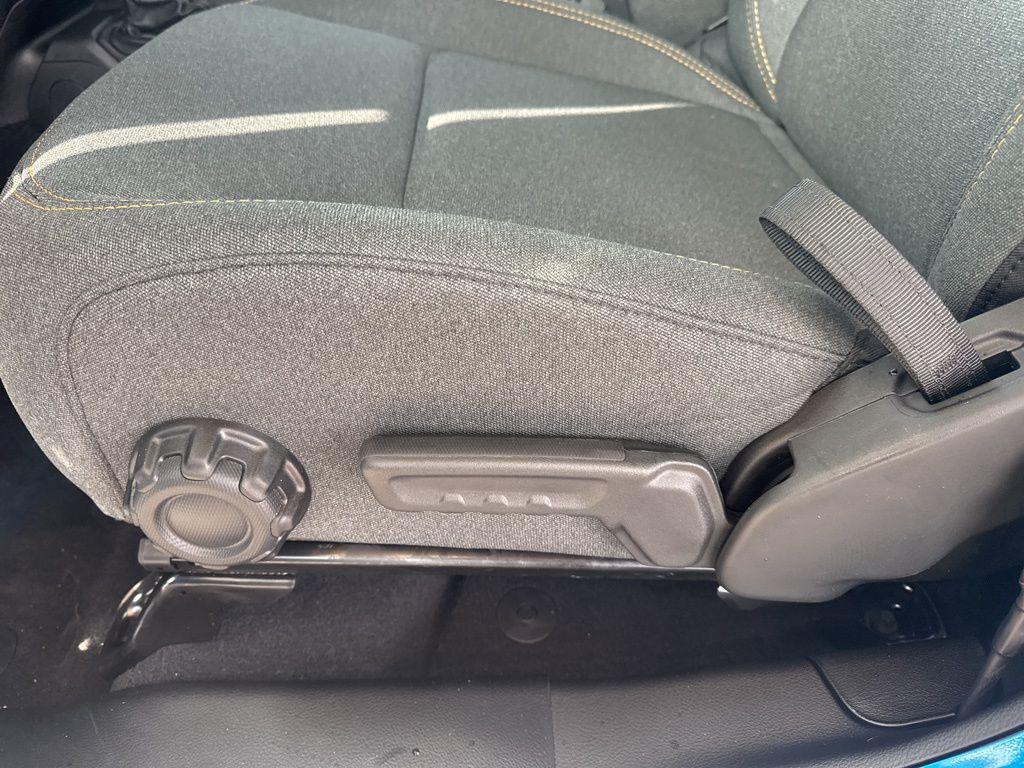 new 2025 Jeep Gladiator car, priced at $45,956