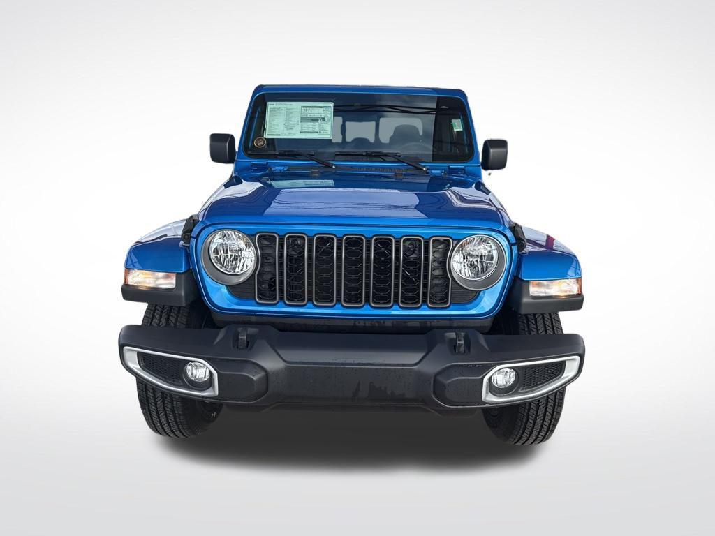 new 2025 Jeep Gladiator car, priced at $45,956