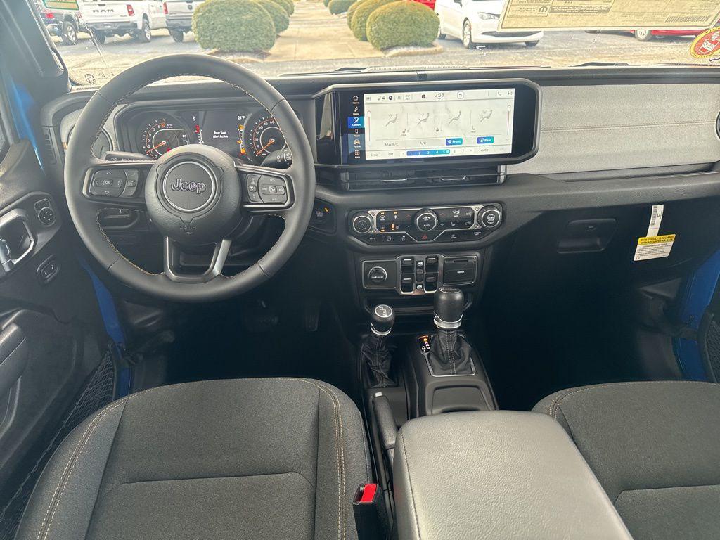 new 2025 Jeep Gladiator car, priced at $45,956