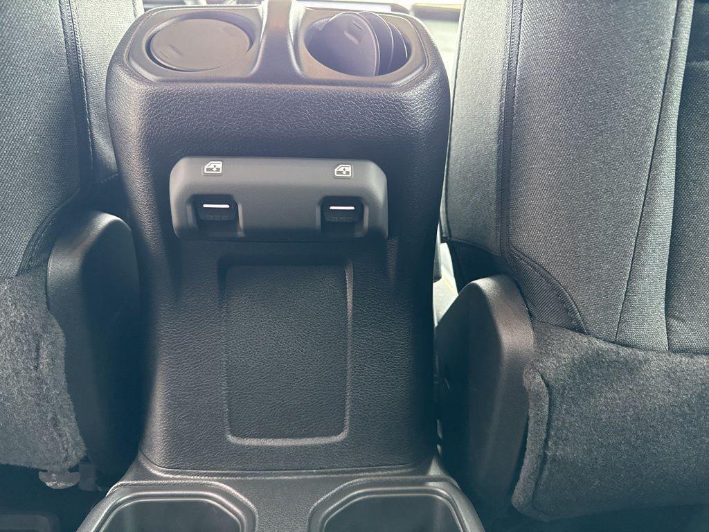 new 2025 Jeep Wrangler car, priced at $47,844