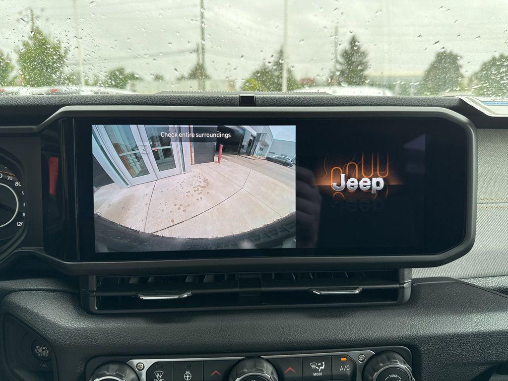 new 2025 Jeep Wrangler car, priced at $47,844