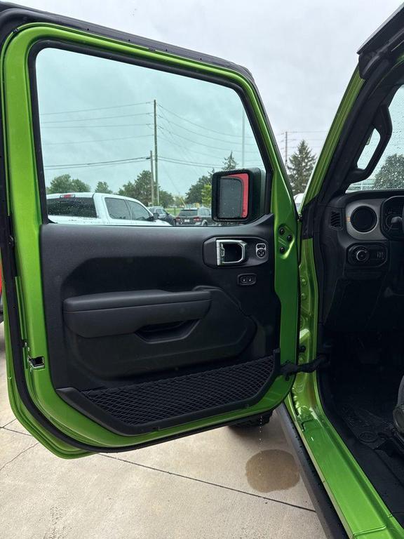 new 2025 Jeep Wrangler car, priced at $47,844