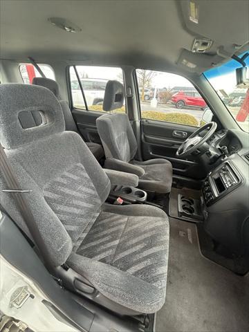 used 2001 Honda CR-V car, priced at $4,900