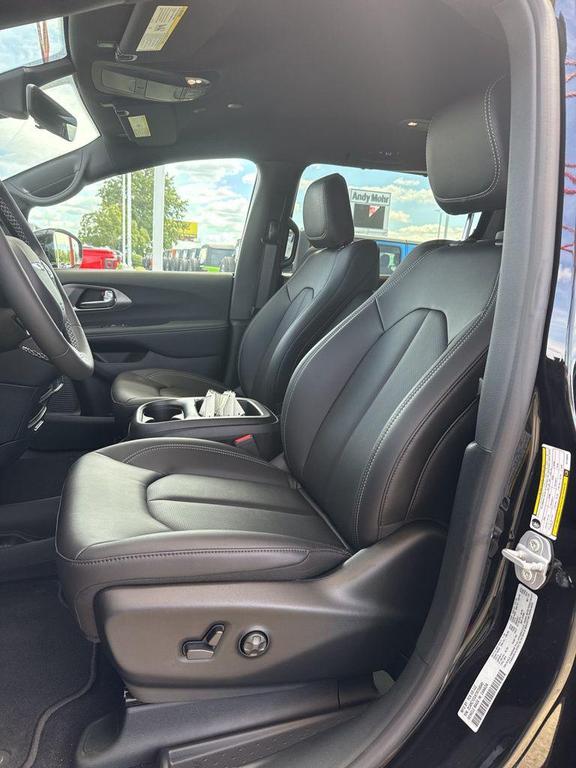 new 2026 Chrysler Voyager car, priced at $38,240