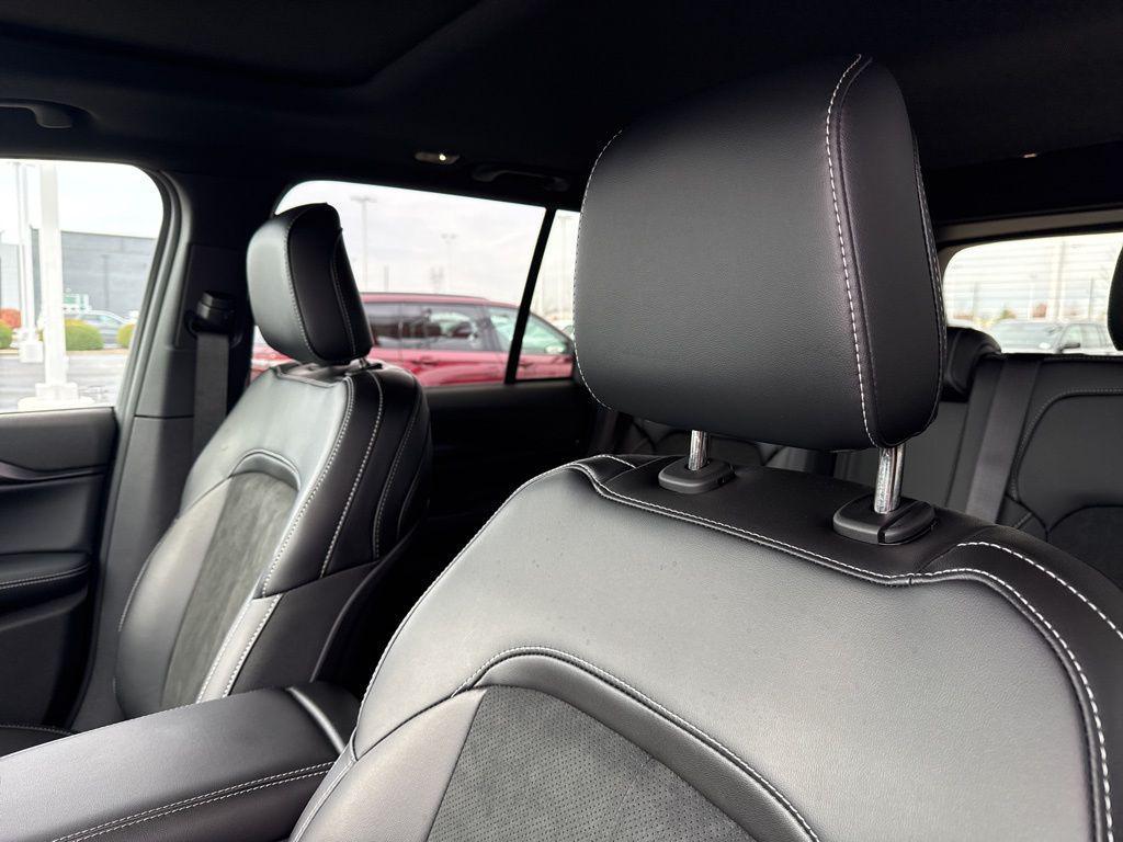 new 2025 Jeep Grand Cherokee car, priced at $46,120