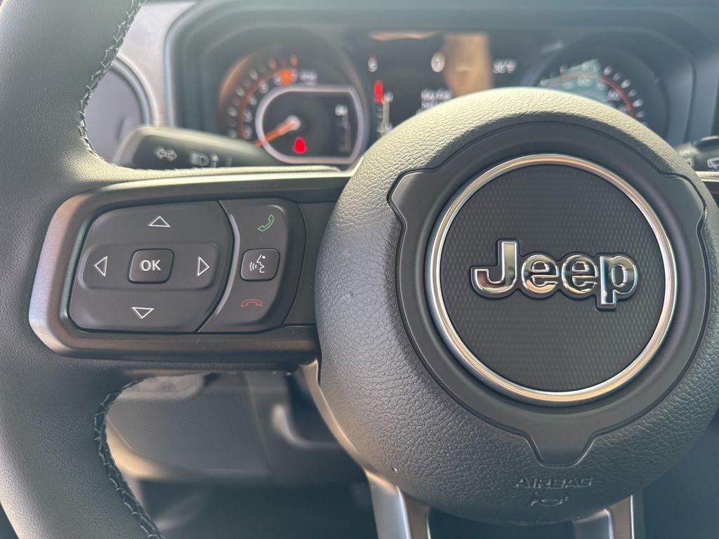 new 2025 Jeep Wrangler car, priced at $48,795