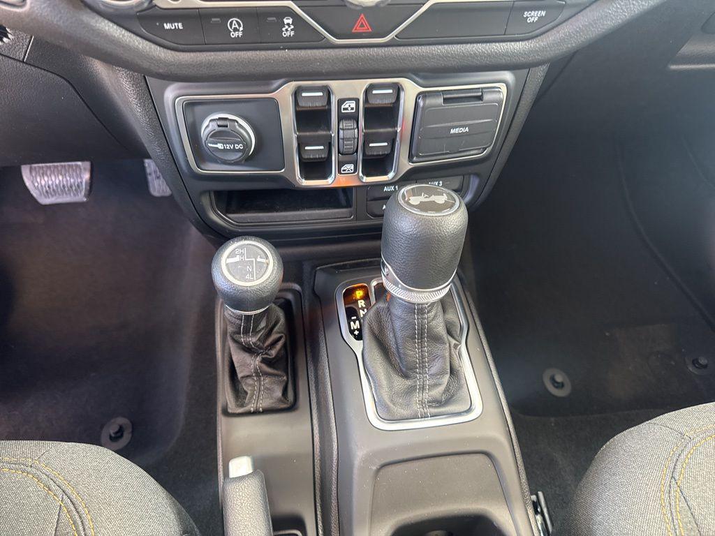 new 2025 Jeep Wrangler car, priced at $48,795