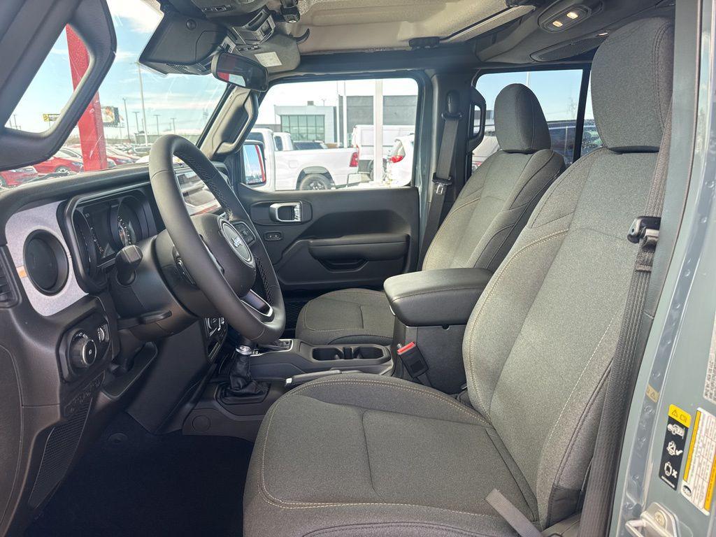 new 2025 Jeep Wrangler car, priced at $48,795