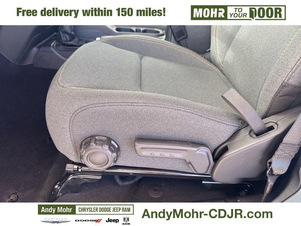 new 2025 Jeep Wrangler car, priced at $46,895