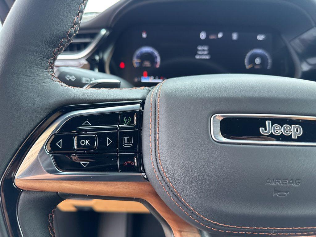 new 2025 Jeep Grand Cherokee L car, priced at $62,858