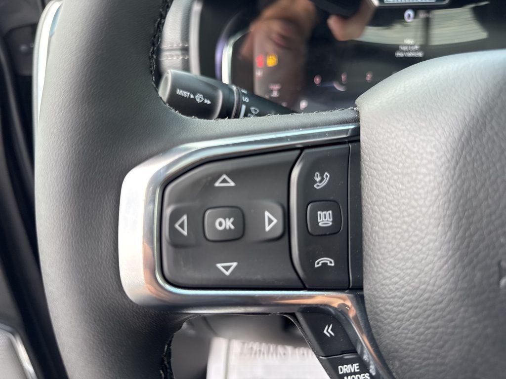new 2025 Ram 1500 car, priced at $62,639