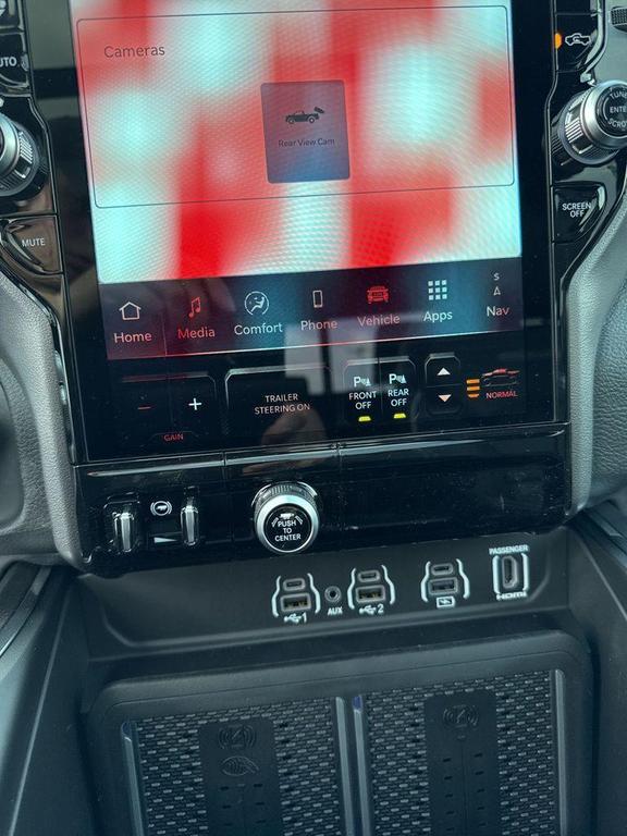 new 2025 Ram 1500 car, priced at $62,639