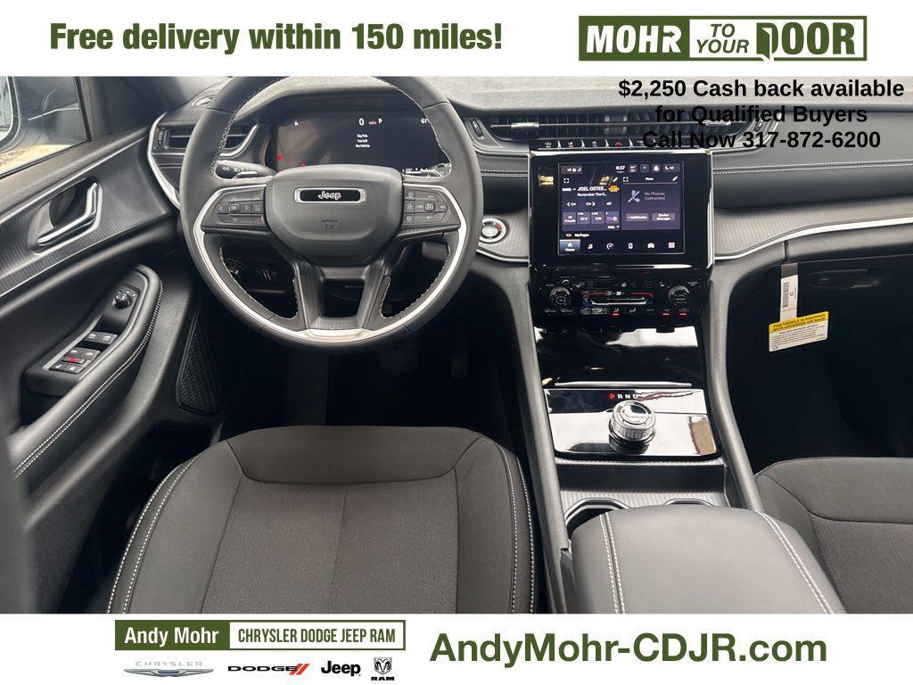 new 2025 Jeep Grand Cherokee car, priced at $40,965