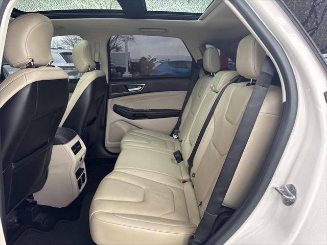 used 2015 Ford Edge car, priced at $12,900